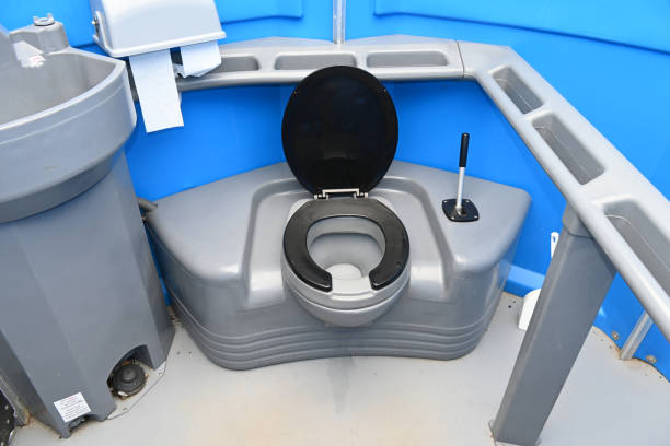 Best Porta potty delivery and setup  in Warsaw, MO
