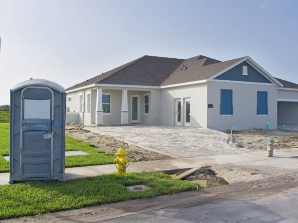 Best Porta potty rental near me  in Warsaw, MO